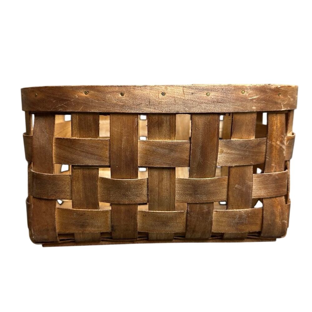 Vintage handmade woven split wood basket 9”rustic farmhouse storage nailed rim